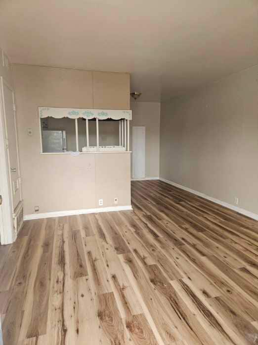 Building Photo - 414 E Avenue A