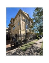 Building Photo - 1306 Birdsall St