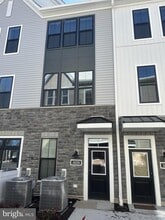 Building Photo - 18208 Donatello Dr