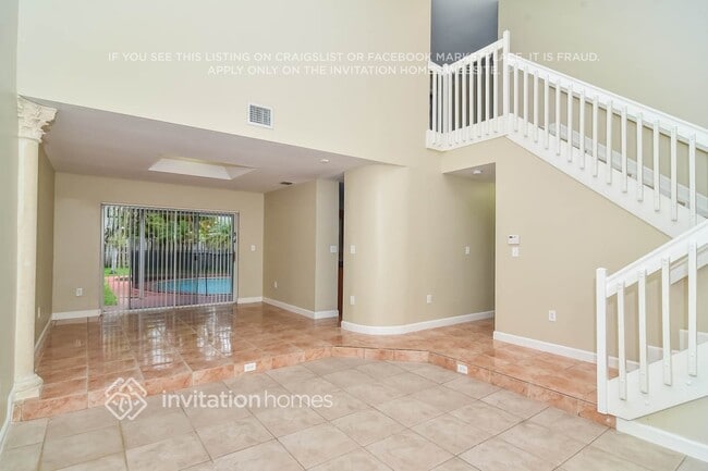 Foto del edificio - 1121 NW 129th Pl