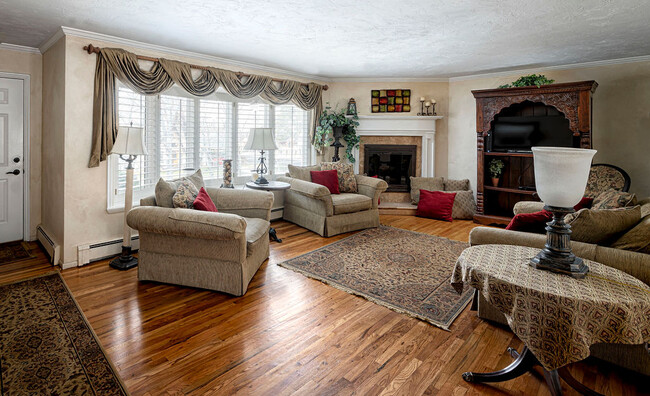 Living Room - 5075 S Wander Ln