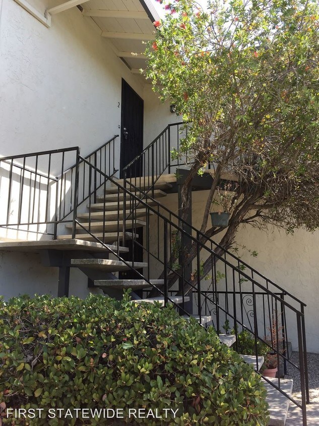 Primary Photo - 1010 Westlynn Way