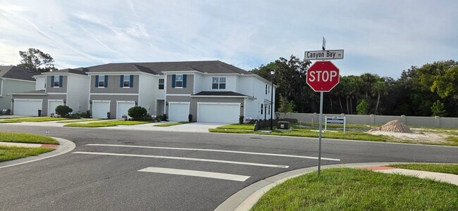 Photo - 3315 Canyon Bay Pt Townhome