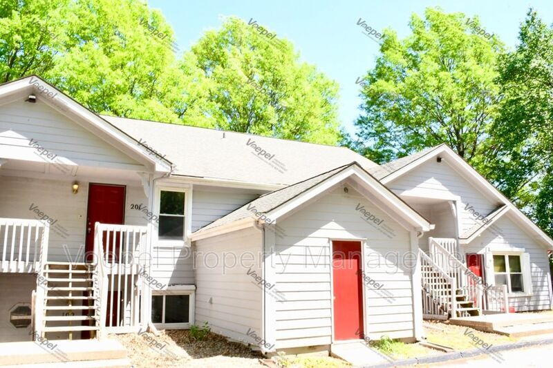 Primary Photo - 900 S 55th St