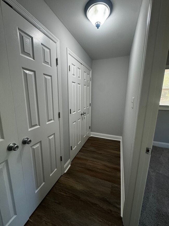 Building Photo - 1076 Corley Dr