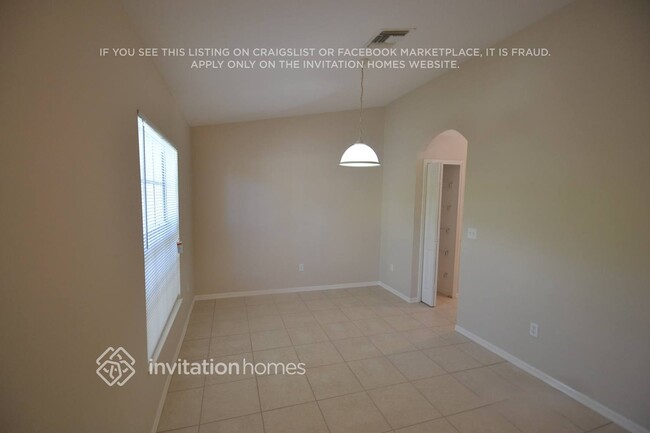 Building Photo - 1823 Sadnet Ln