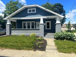 Building Photo - 64 N Myrtle St