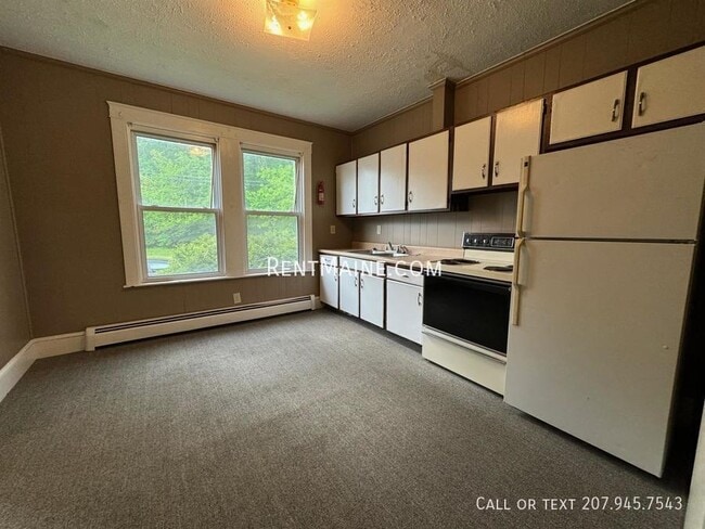 Building Photo - 13 Kidder St