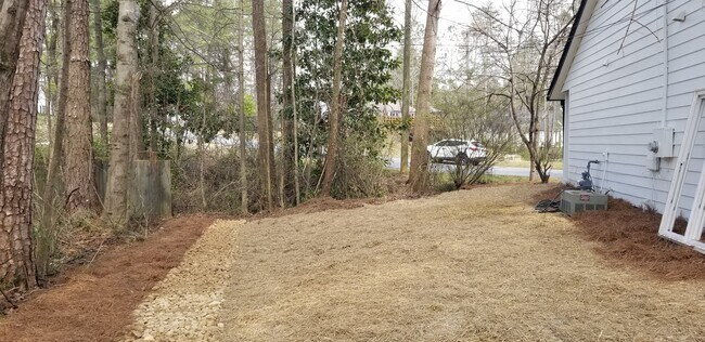 Building Photo - 1202 Cousins Rd