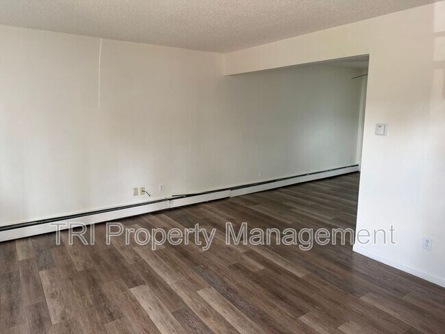 Foto del edificio - 732 37th Ave Ct