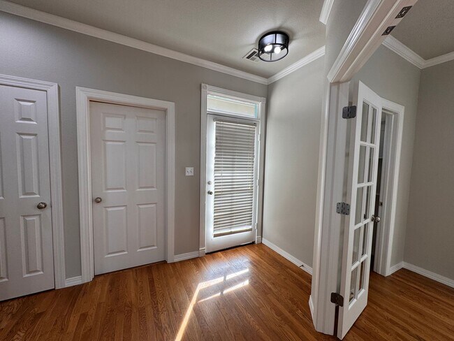 Foto del edificio - Immaculete 4 bedroom 2 bath in Jenks!