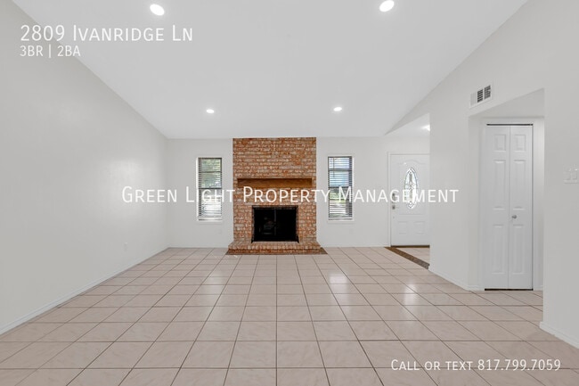 Building Photo - 2809 Ivanridge Ln