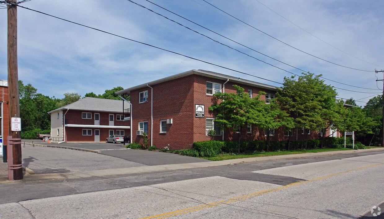 Primary Photo - Melville Garden Apartments