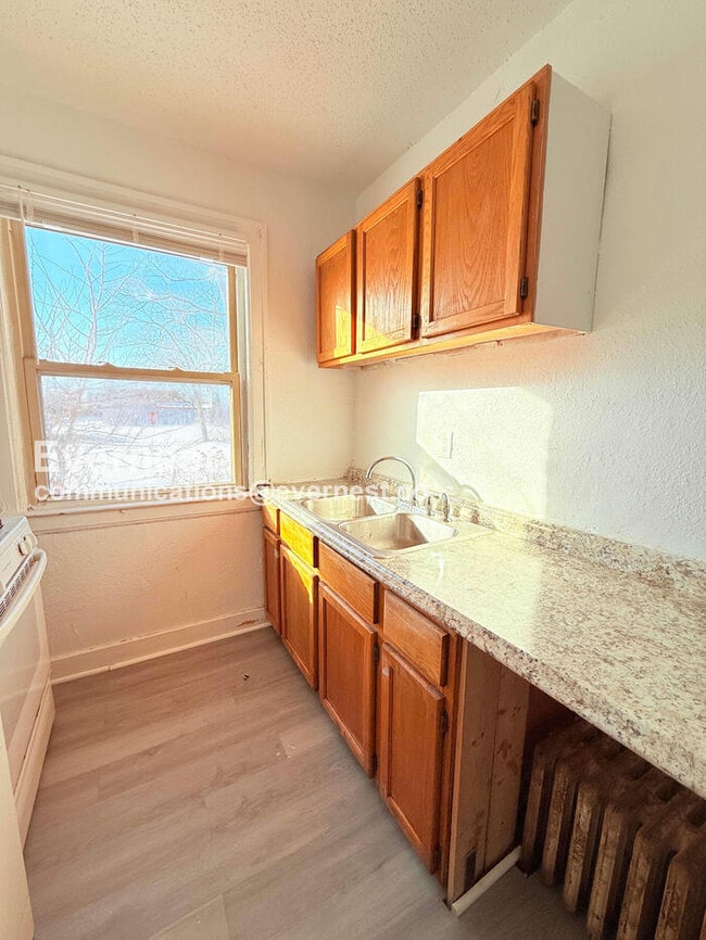 Building Photo - 13909 Hartwell St