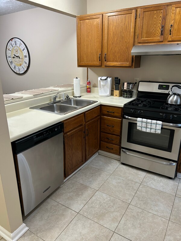 Foto del edificio - 1591 Springleaf Point SE