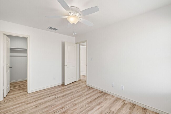 Building Photo - Country Living In Roosevelt ISD!