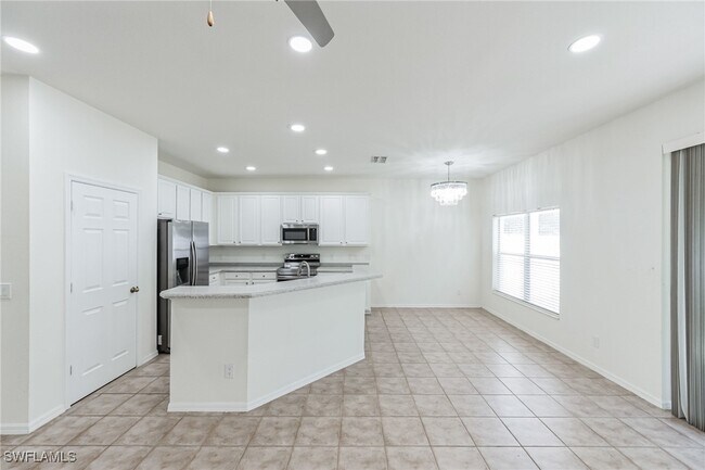 Building Photo - 8190 Silver Birch Way