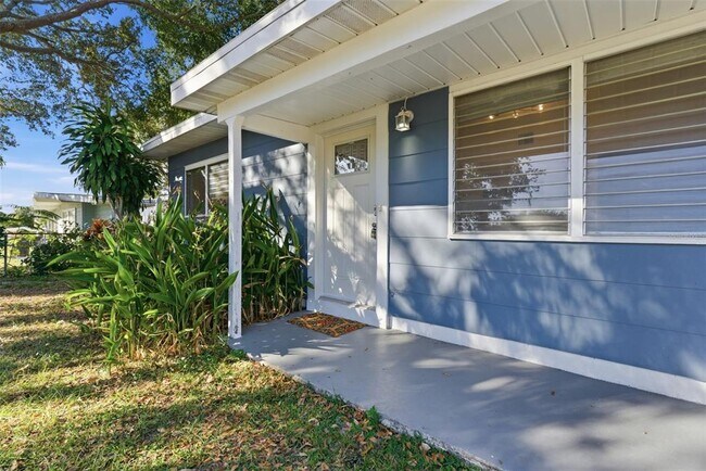 Foto del edificio - 5481 47th Ave N