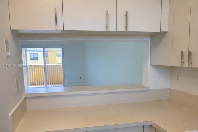 Building Photo - 14930 SW 82nd Terrace