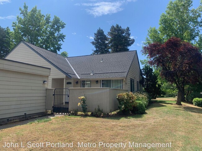 Building Photo - 2 br, 2 bath House - 220 NE Village Squire...