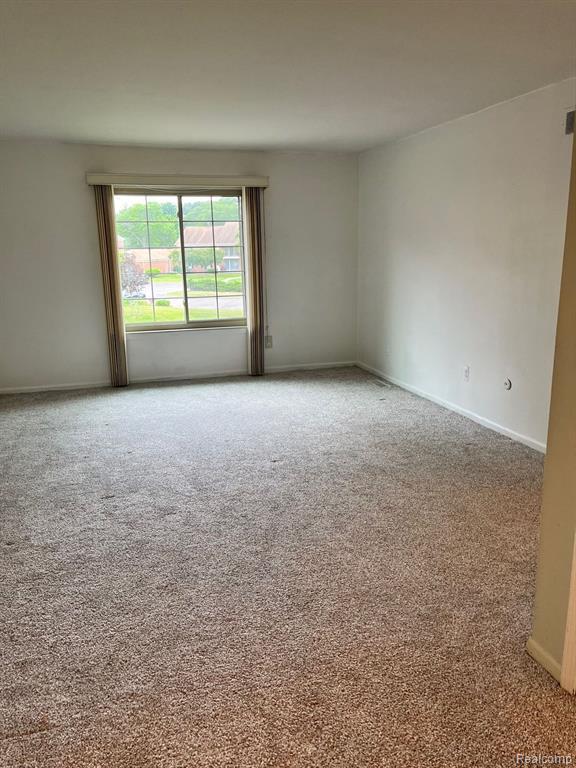 29652 Middlebelt Rd Unit 2403, Farmington Hills, MI 48334 Condo for