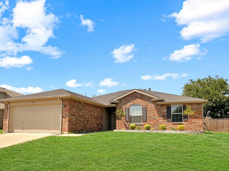 Foto principal - 3457 Newgate St