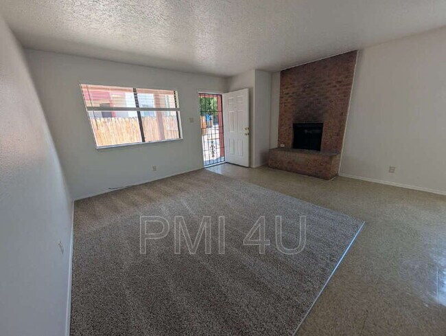 Foto del edificio - 12813 Dunes Rd SE
