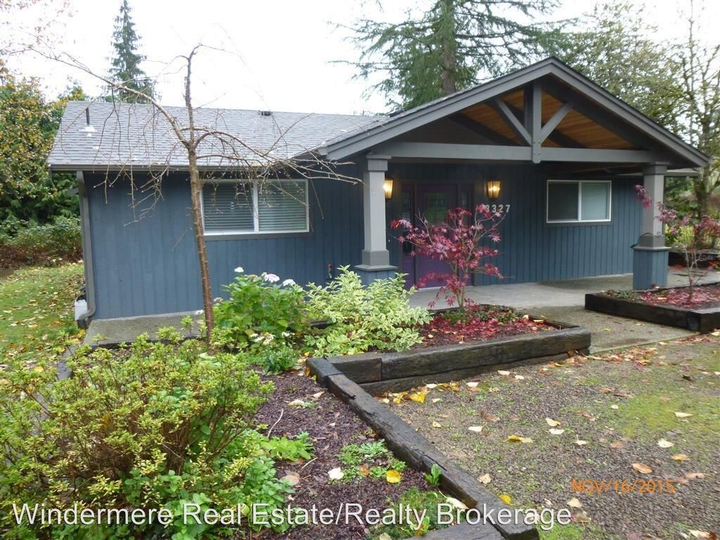 Primary Photo - 3 br, 1.5 bath House - 13327 Chain Lake Rd