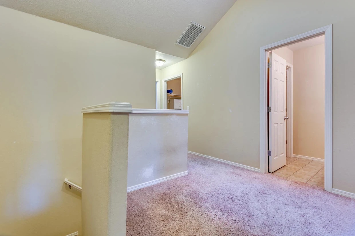 Photo - 1719 SW San Mateo Ter (Beaverton, OR)