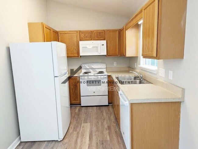 Foto del edificio - 200 Belle Ct