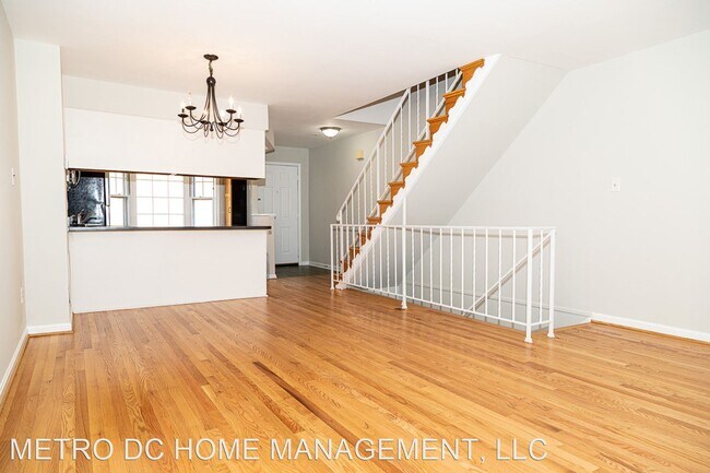 Building Photo - 2 br, 2 bath House - 130 S Wise St