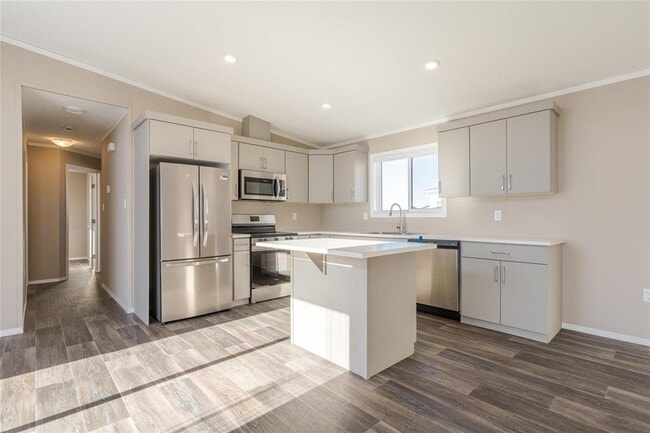 Building Photo - 47 Prairie Oak Dr