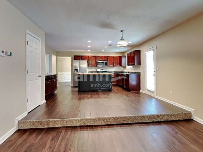 Building Photo - 4909 Lilly Stem Dr