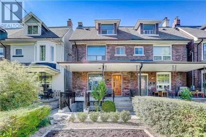 Photo principale - 4 Bedroom in Little Italy