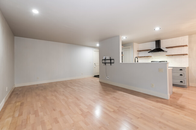 Foto del edificio - 22910 90th Ave W