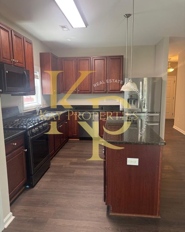 Building Photo - 5904 Sandpiper Farm Ln