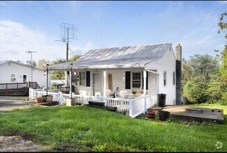 Building Photo - 353 Turkey Knob Rd