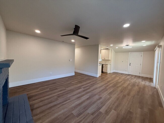 Building Photo - Fully Renovated 1950's Dream