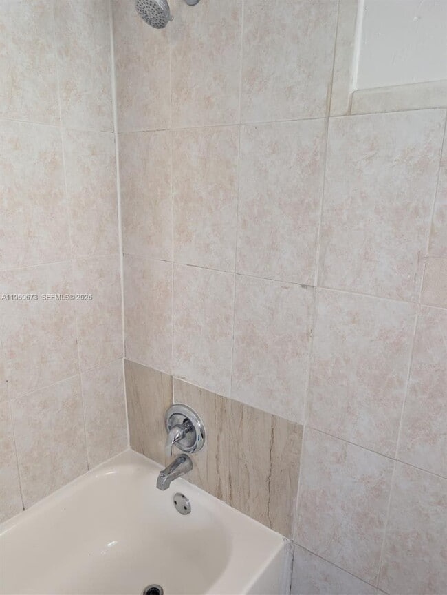 Foto del edificio - 1461 SW 5th St