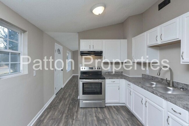 Building Photo - Alta Vista Home