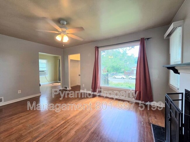 Building Photo - 825-827 E 620 N