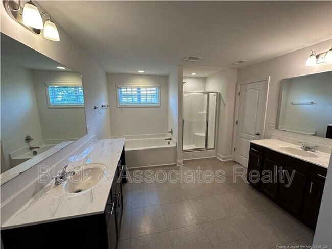 Foto del edificio - 454 Pittfield Run