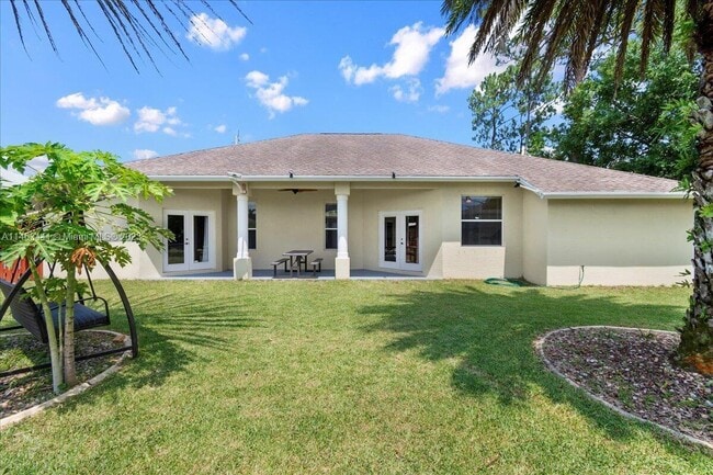 Building Photo - 3366 SW Savona Blvd