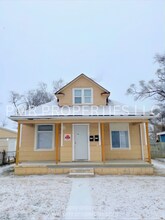 Building Photo - 3028 Pratt St