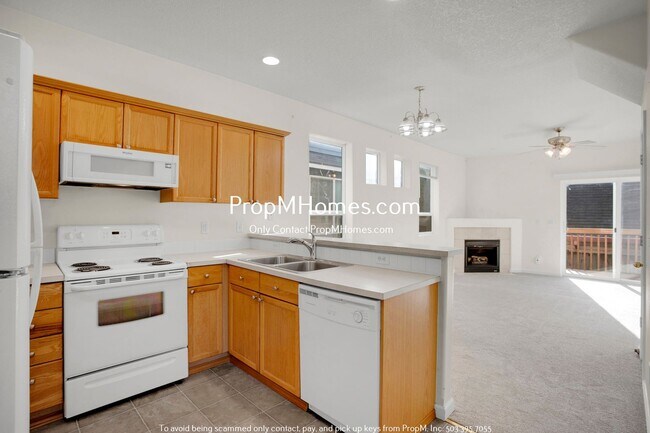 Foto del edificio - Cozy Three Bedroom Home in SE - New Photos!