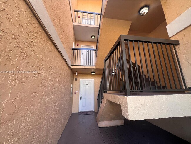 Building Photo - 5661 Riverside Dr