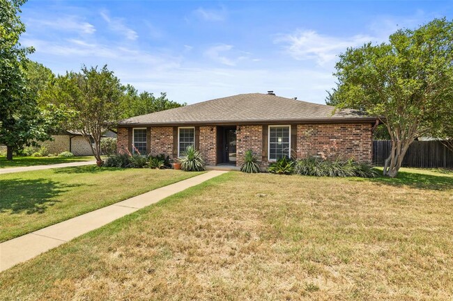 Building Photo - 7202 Squirrel Oak Cir