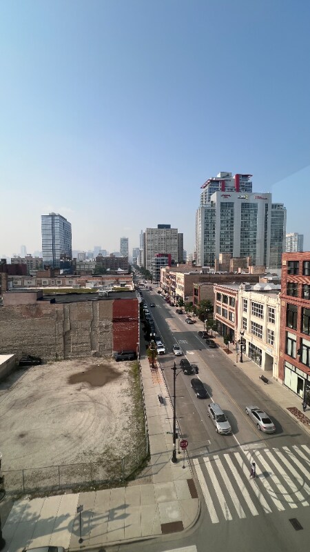 Photo - 2302 S Michigan Ave Apartment