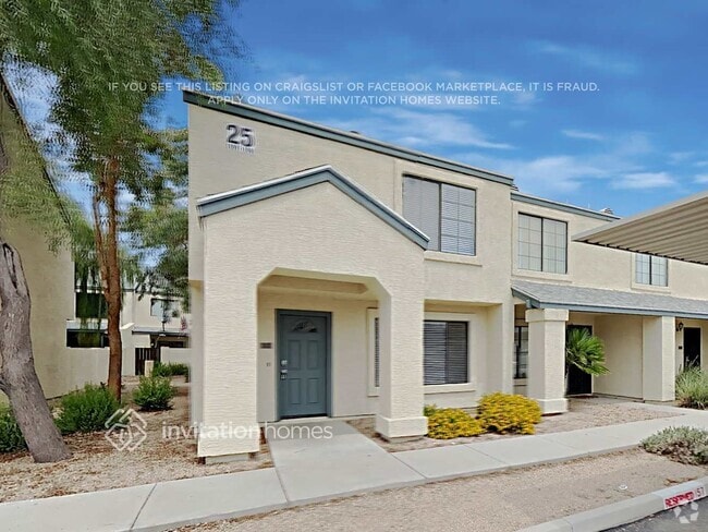 Building Photo - 7801 N 44th Dr