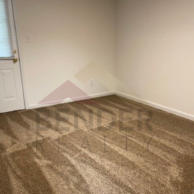 Building Photo - 1505/1507 Rustic Dr.